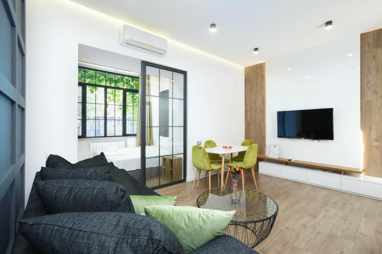 Stay Inn-Apartments On Abovyan 32 Erivan Exterior foto